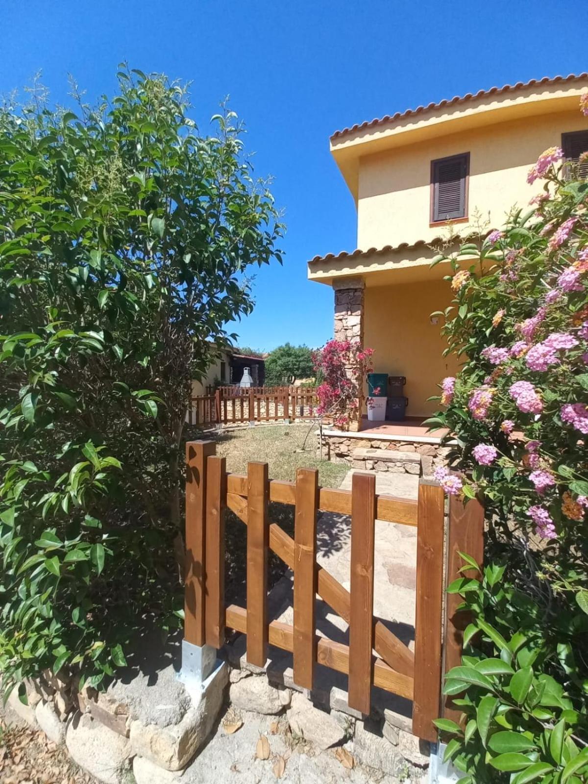 Villette Oasi San Teodoro  Exteriér fotografie