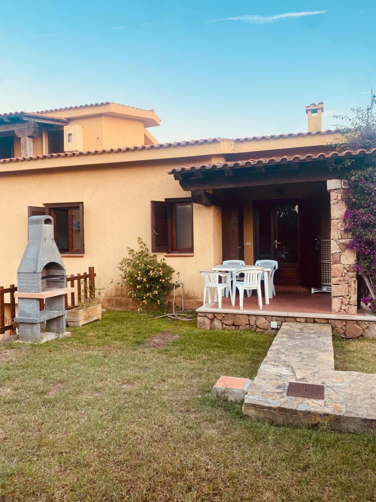 Villette Oasi San Teodoro  Exteriér fotografie